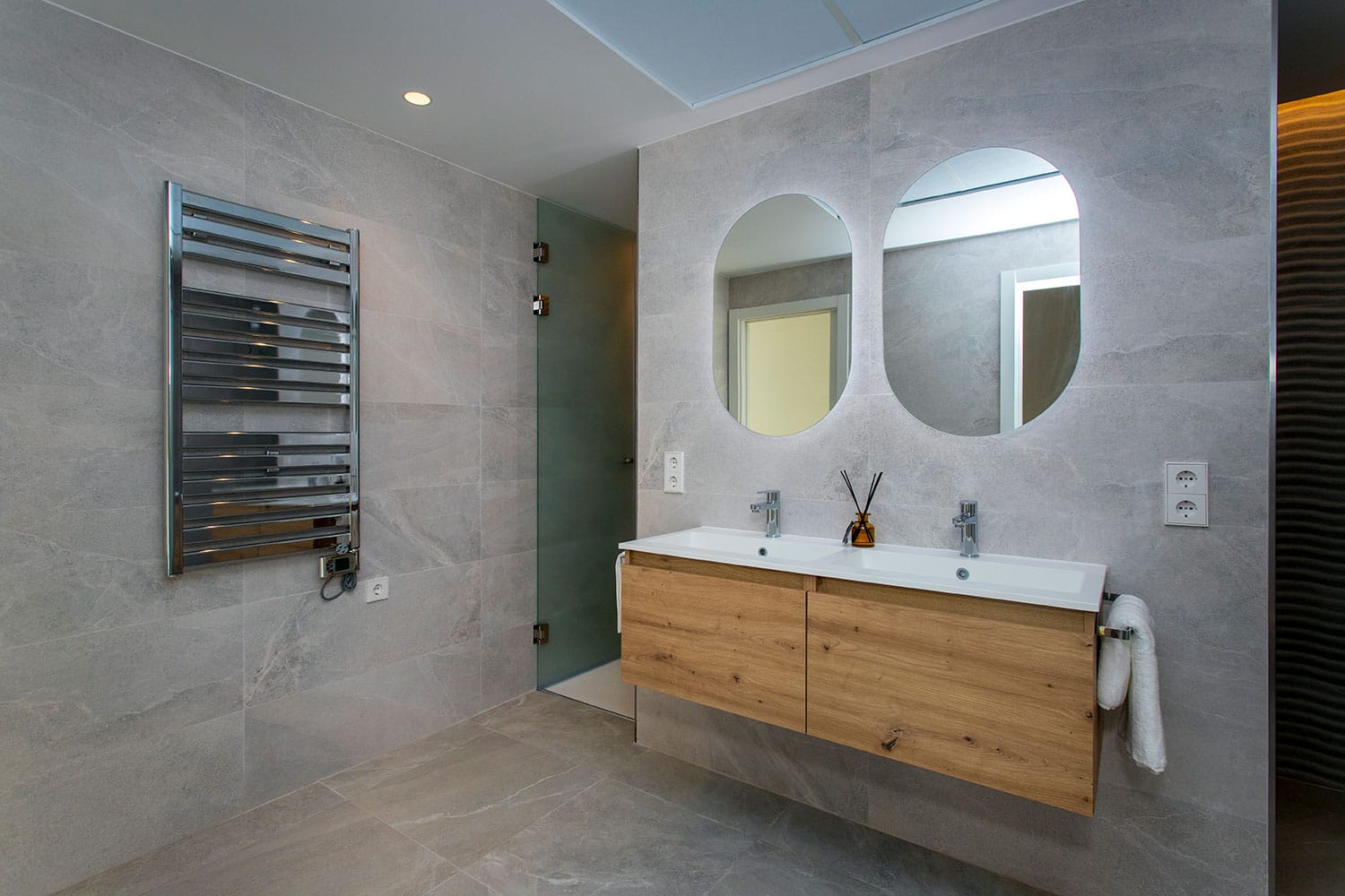 baño vivienda adosada en la costa